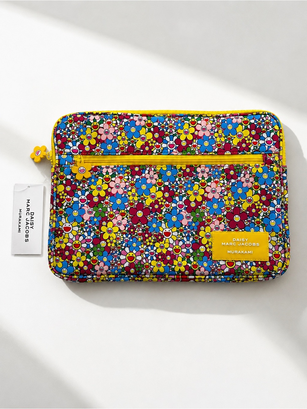 Daisy Marc Jacobs & Murakami multicolour and Smiley Daisy laptop Case
